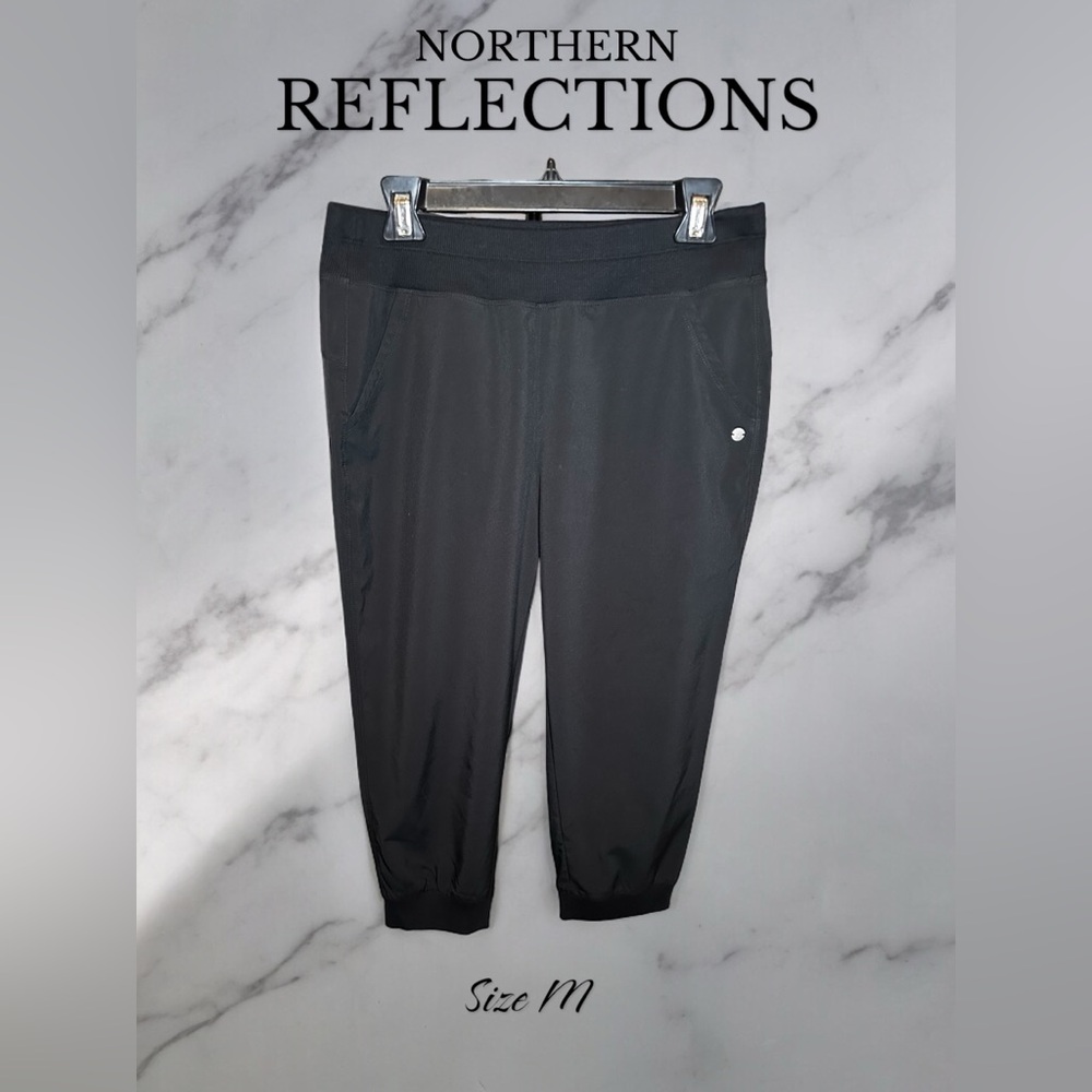 Northern Reflections- Medium Black Capris